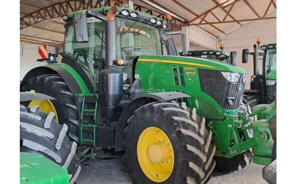 John Deere 6250R Usado - 3