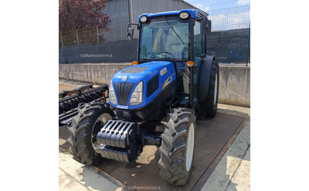 New Holland T4040 Usado - 1