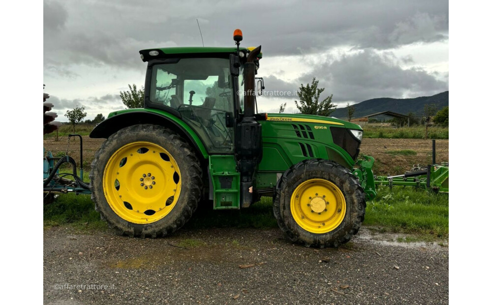 John Deere 6120R Usado - 2