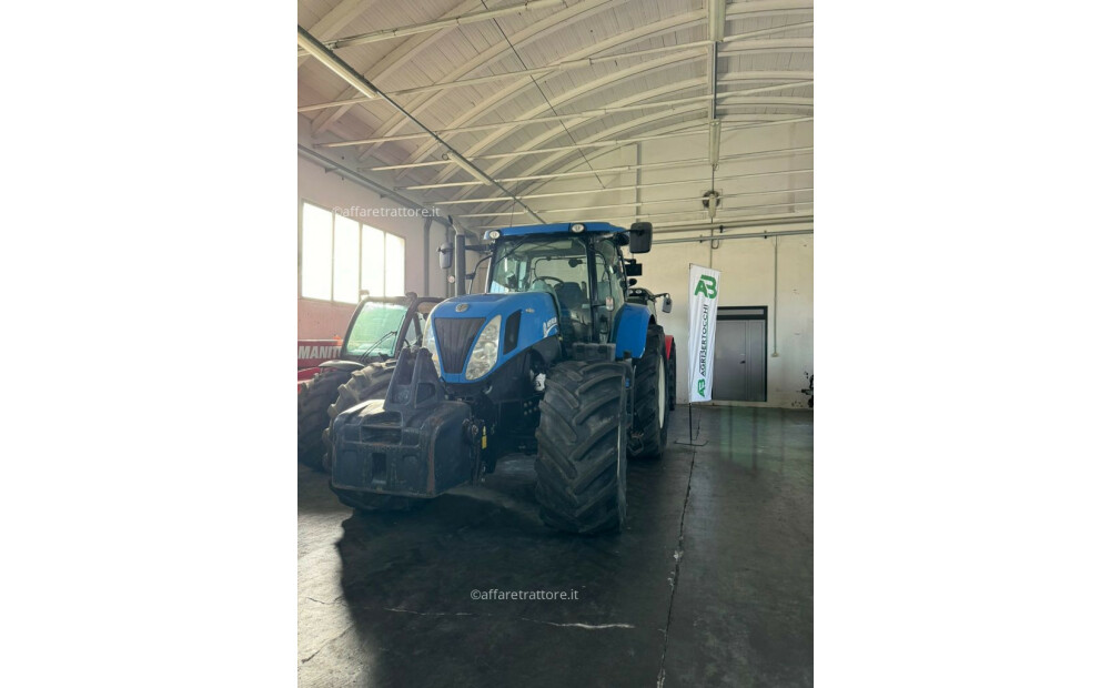 New Holland T7.270 AUTOCOMMAND Usado - 2