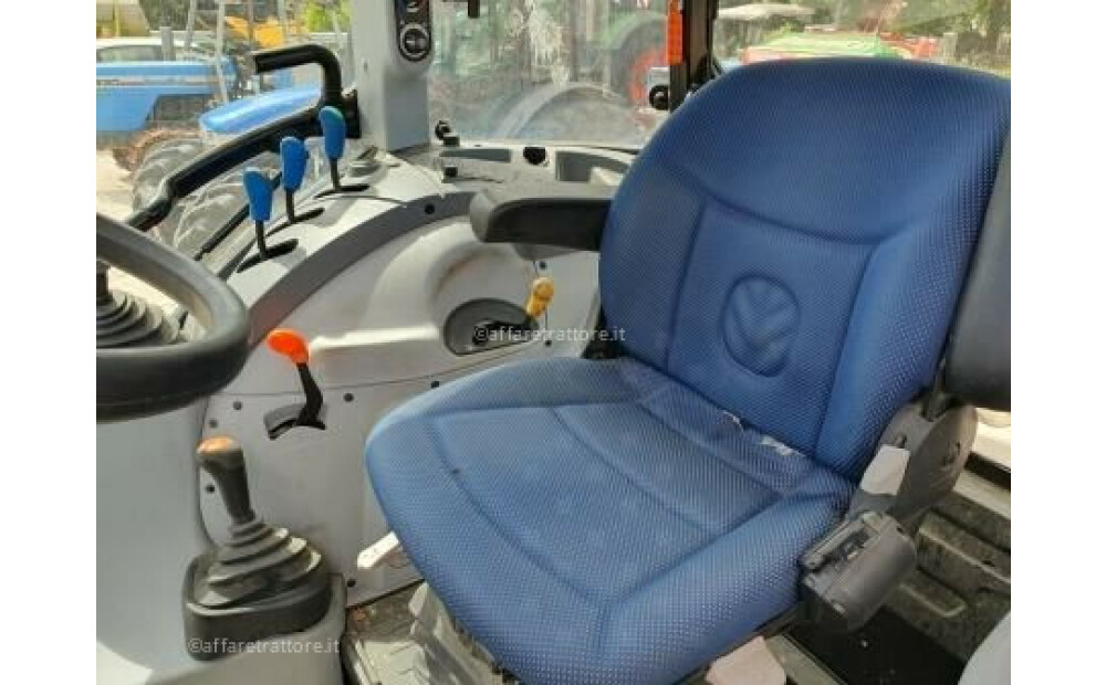 New Holland T4.75 POWERSTAR Usado - 6