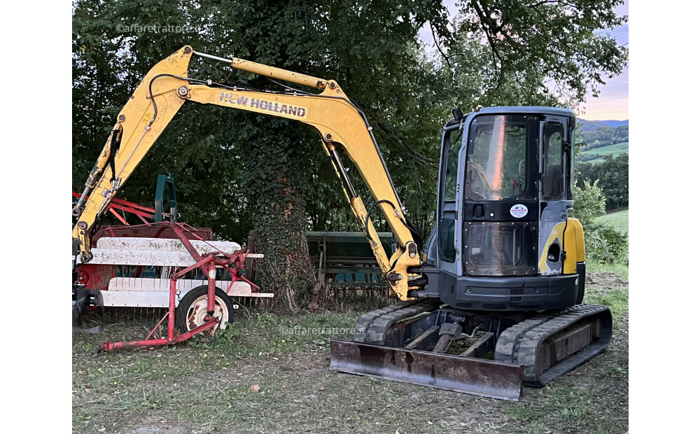 New Holland E50D Usado - 1