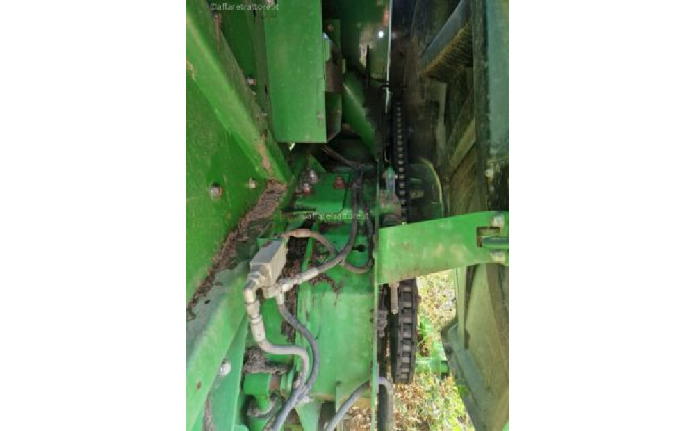 John Deere F441M Usado - 8