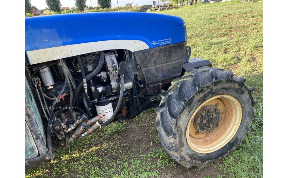 New Holland TN85FA Usado - 6