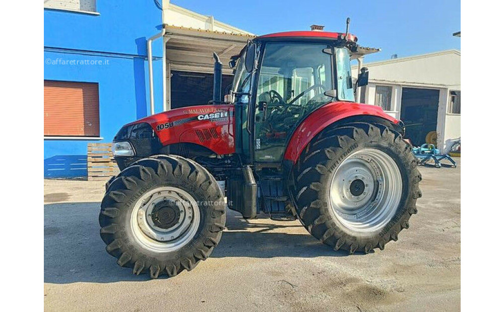 Case IH Farmall 105U Usado - 1