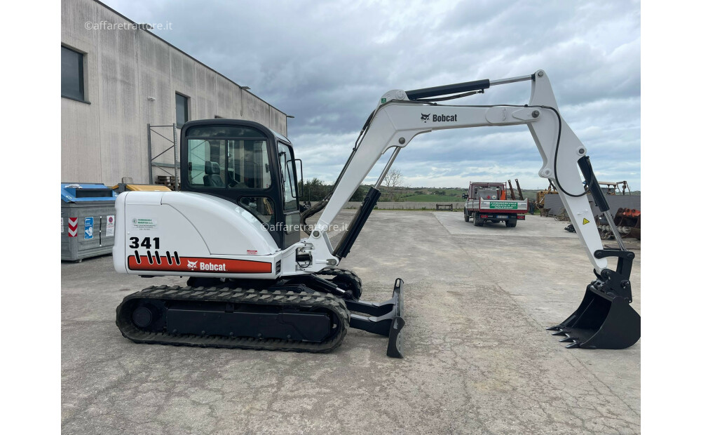 Bobcat 341G Usado - 15