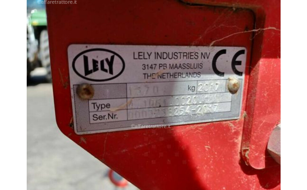 Lely LELY 770 P RASENTADORA DE HENO Usado - 4