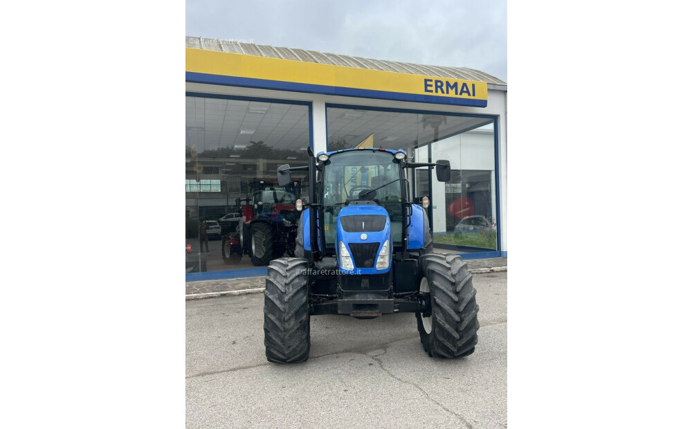 New Holland T5.115 Electro Comando Usado - 3