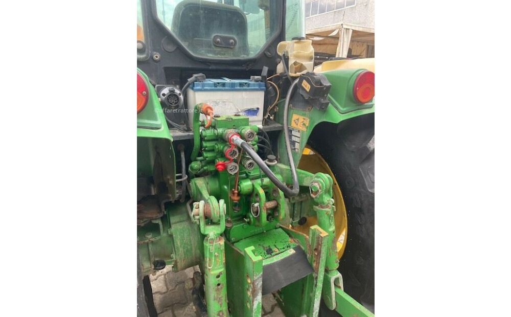 John Deere 5090GF Usado - 3