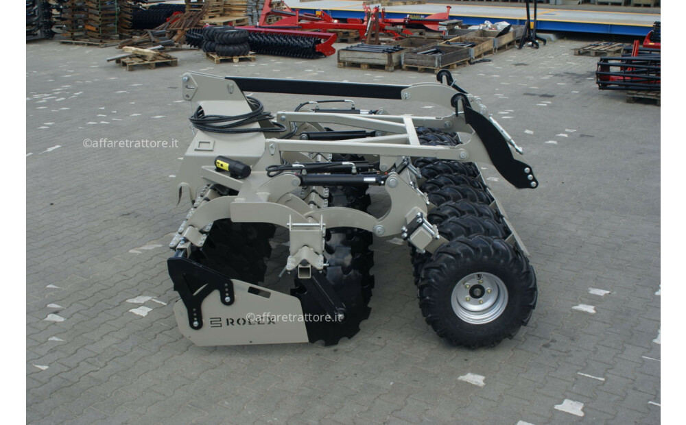 Rolex Scheibenegge / Disc harrow with hydropack and tire roller / Dechaumeur à disques / Erpice a dischi / Дисковая борона с гидропаком и колёсным катком / Agregat talerzowy uprawowy z hydropackiem i  - 9