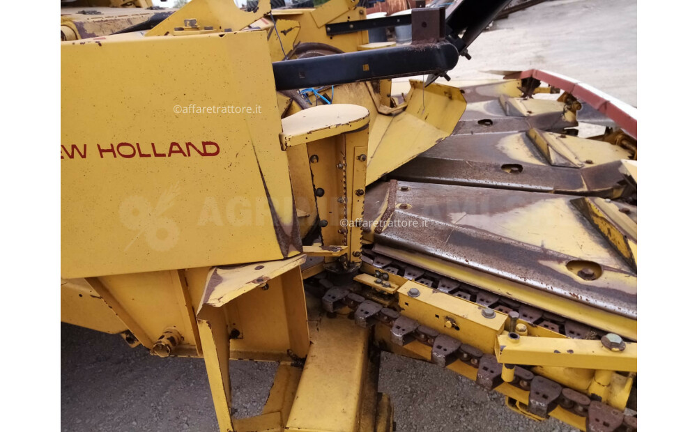 New Holland 4F Usado - 5