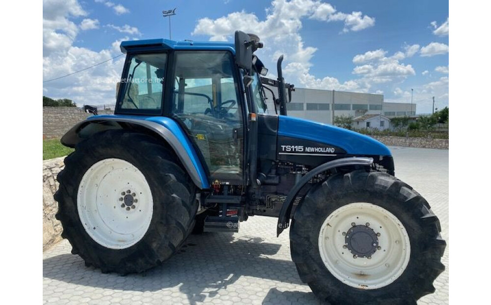 New Holland TS115 Usado - 1