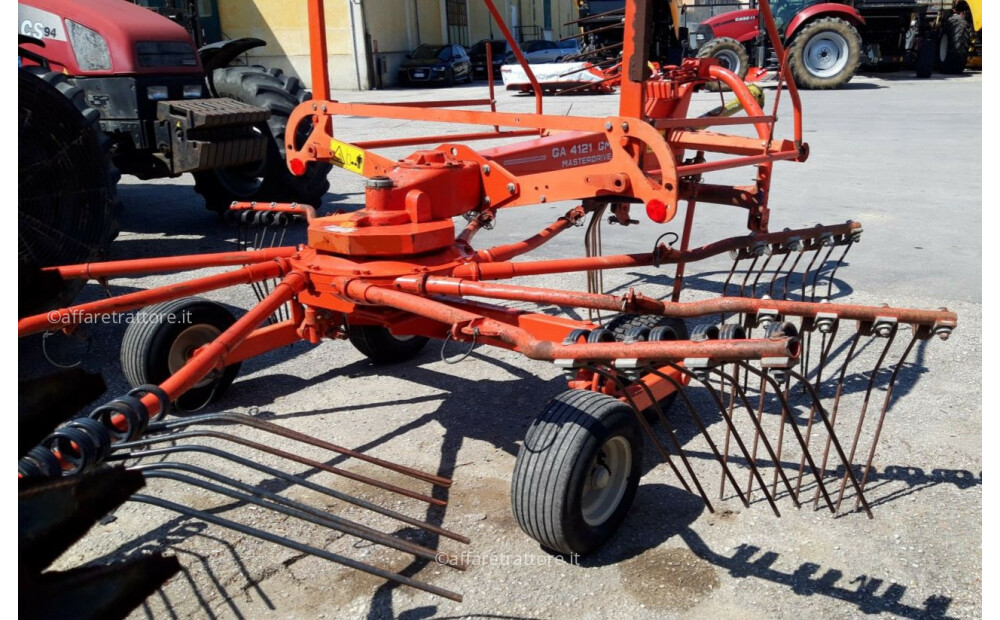 Kuhn GA 4121 GM Usado - 2