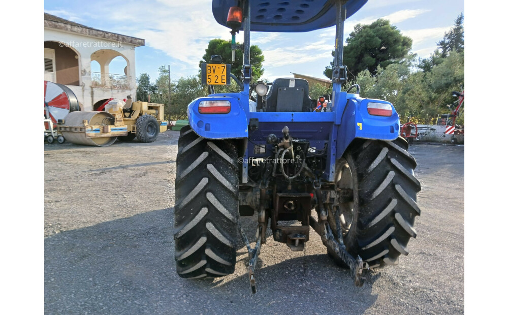 New Holland T4.75 Usado - 3