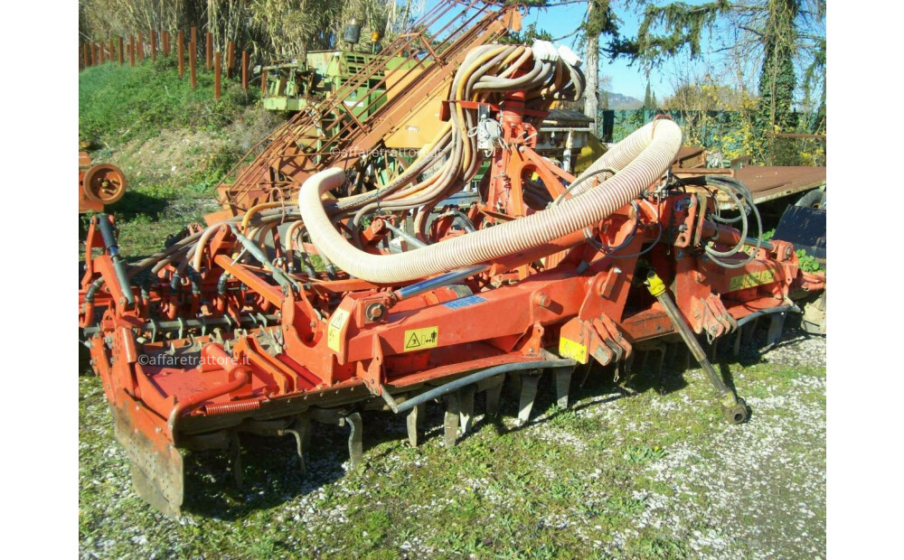 Kuhn VENTA TF 702 + Kuhn HR 5003 DR Usado - 3