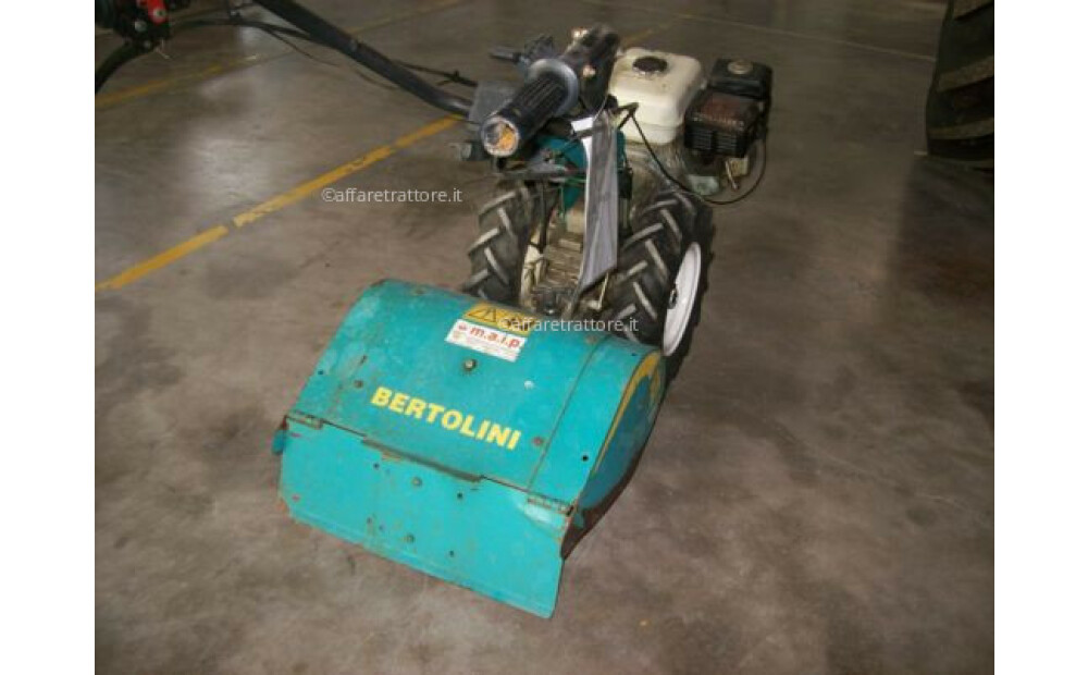 CULTIVADORA MOTOR BERTOLINI 401 Usada - 3