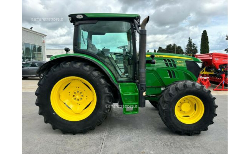 John Deere 6115R Usado - 8