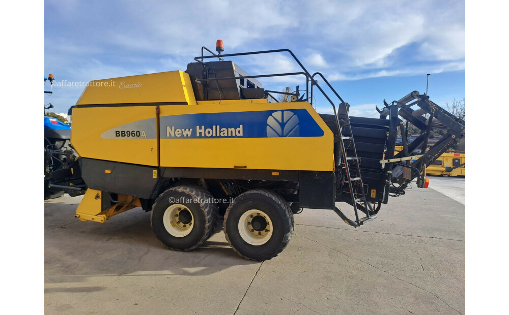 274484062 Empacadora New Holland BB960 - 1