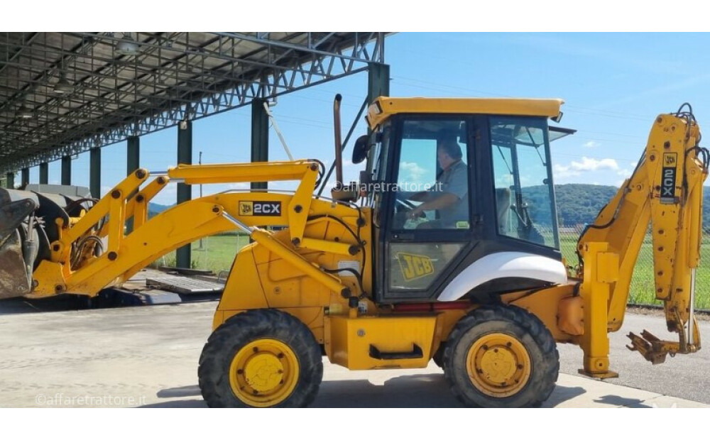 JCB 2 CX Usado - 2