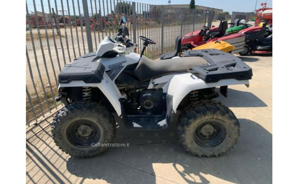 Polaris 4x4 Usado - 1