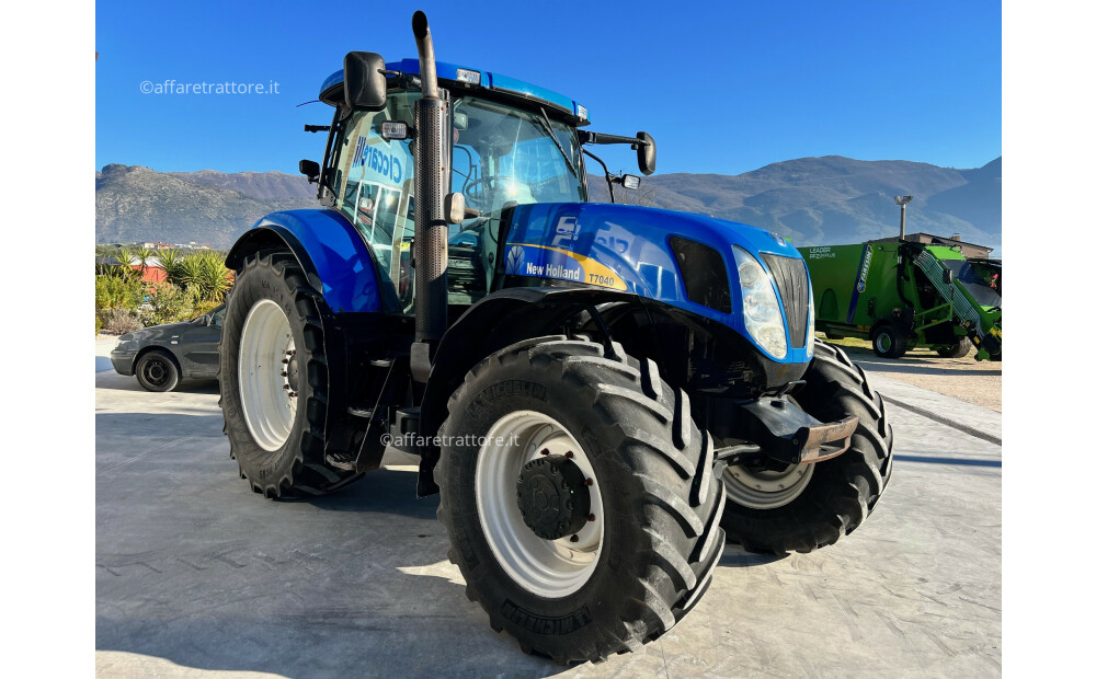 New Holland T7040 Usato - 6