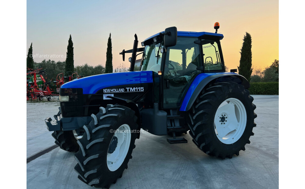 New Holland TM 115 Usato - 3