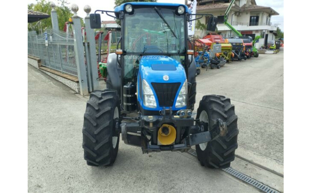 New Holland T4050 Usado - 16