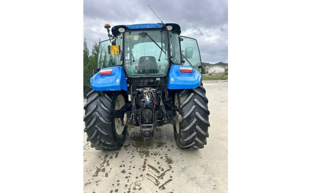 New Holland T5 Usado - 3