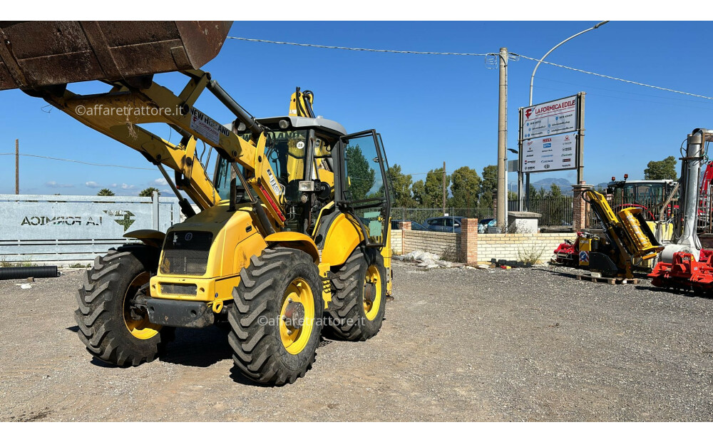 NEW HOLLAND B115-4PS Usado - 1