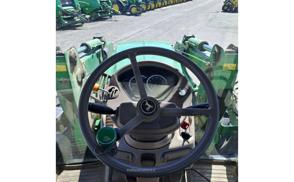 John Deere 6125R Usado - 9