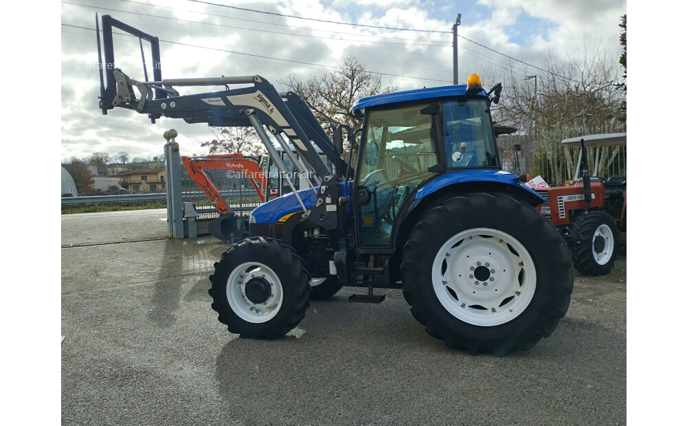 New Holland TD5050 Usado - 6