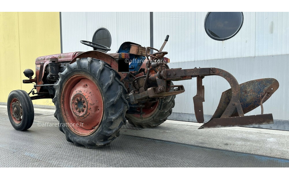 Mismo tractor DA30 - 32 CV - 3