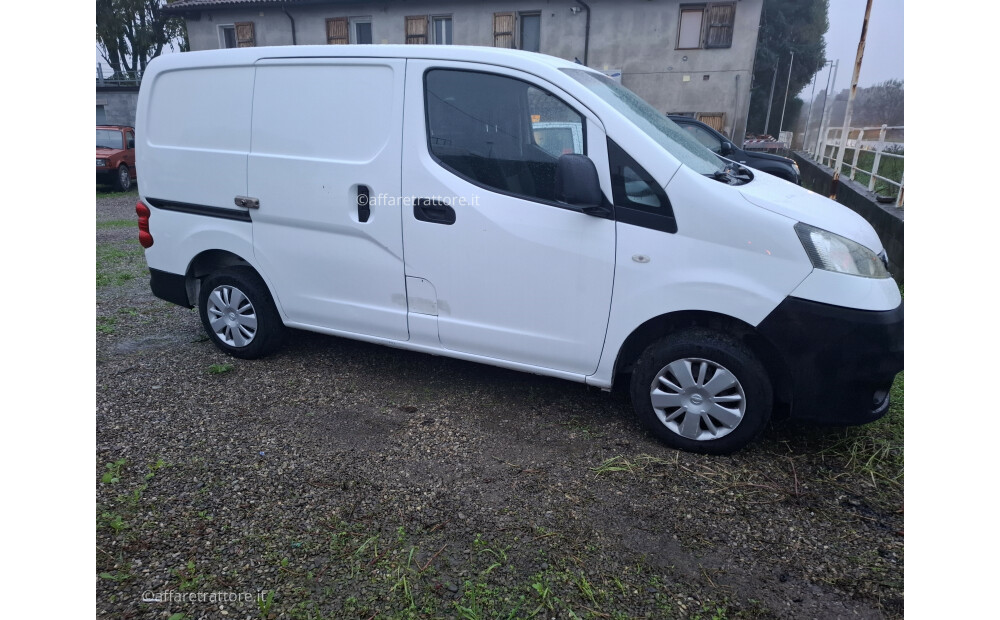 Nissan NV200 M20EN11 Usado - 4