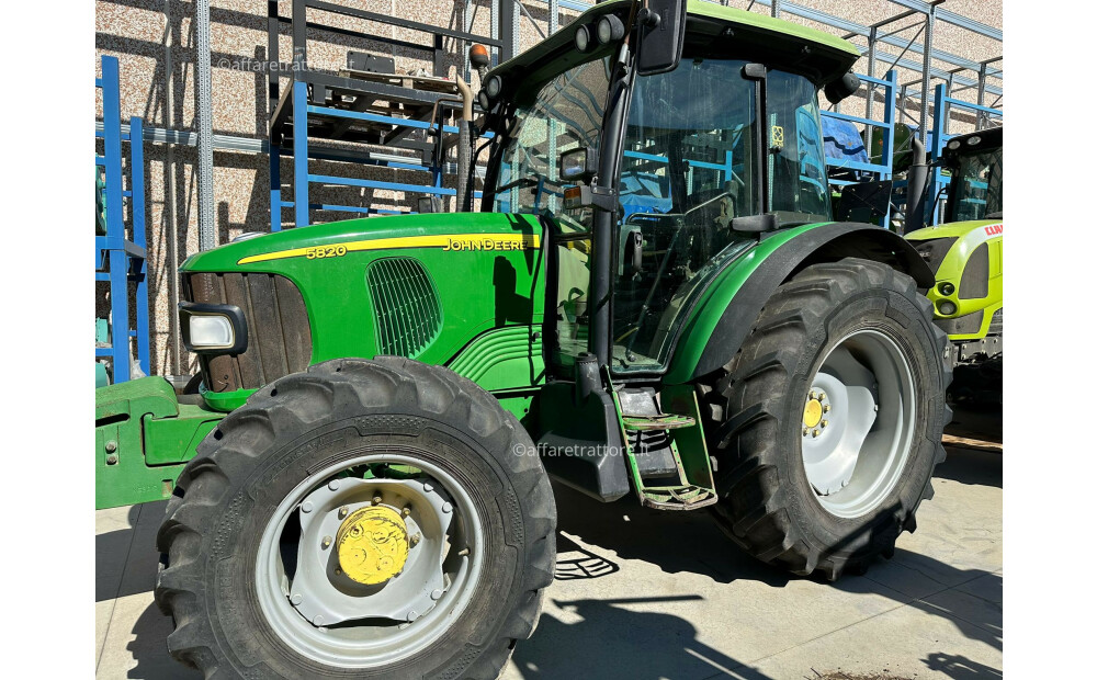 John Deere 5820 Usado - 3