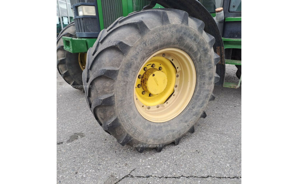 John Deere 7700 Usado - 8