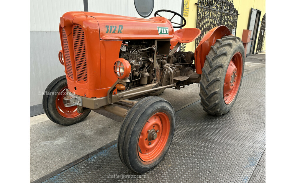 Tractor Fiat 312R - 2