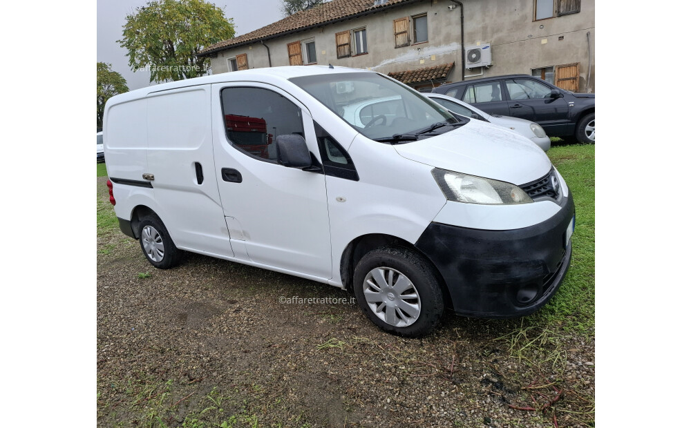 Nissan NV200 M20EN11 Usado - 2