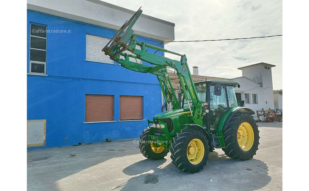 John Deere 5820 Usado - 2