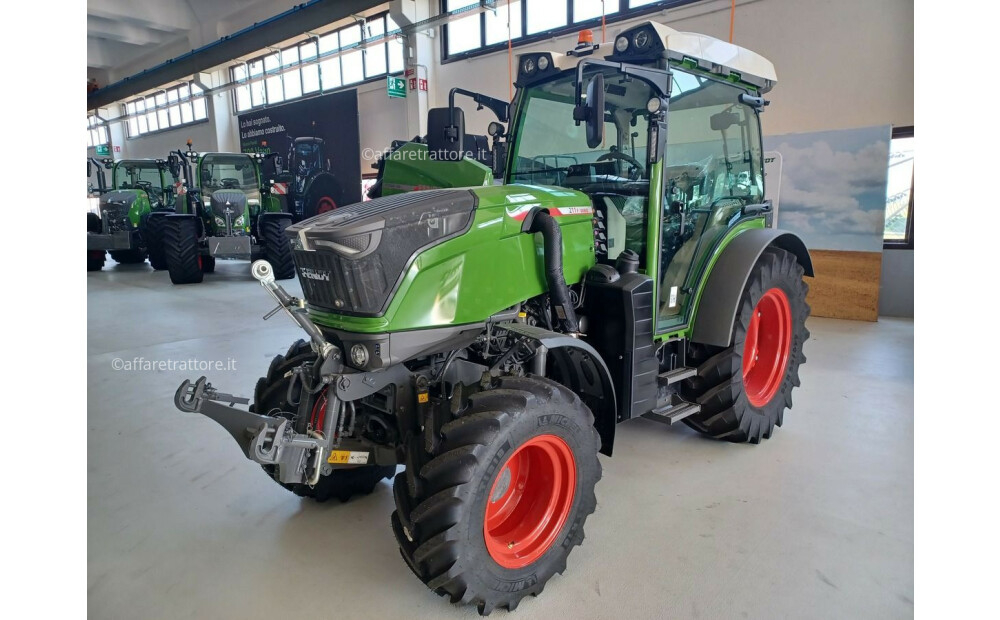 Fendt 211F Usado - 2