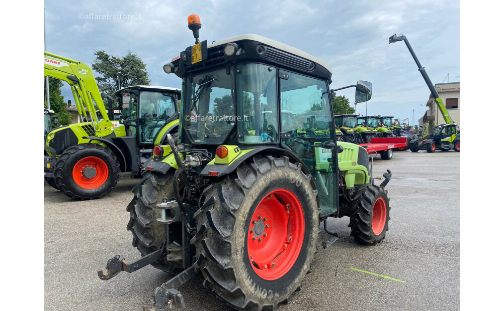 Tractor CLAAS NEXOS 240 VL / 180 - 7