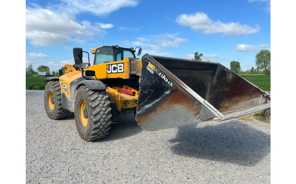 JCB 550-80 AGRI PLUS Usado - 1