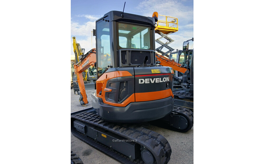 DEVELON DX 50Z-7 Nuevo - 2