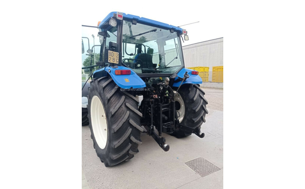 New Holland T5050 Usado - 6