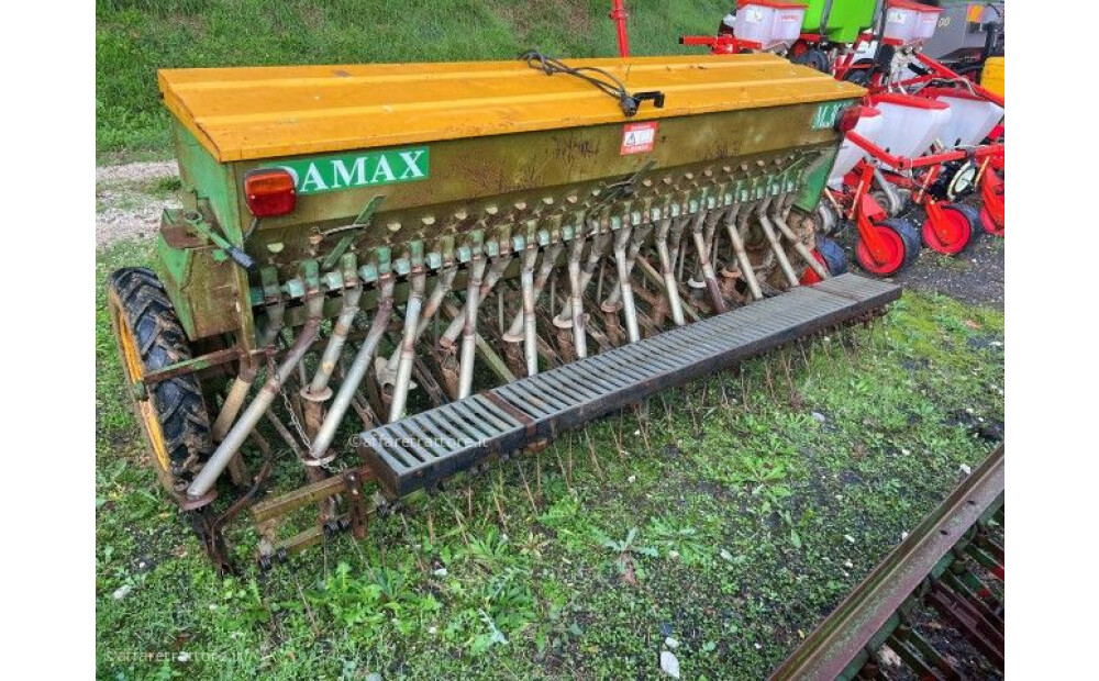 Damax 300 Usado - 2