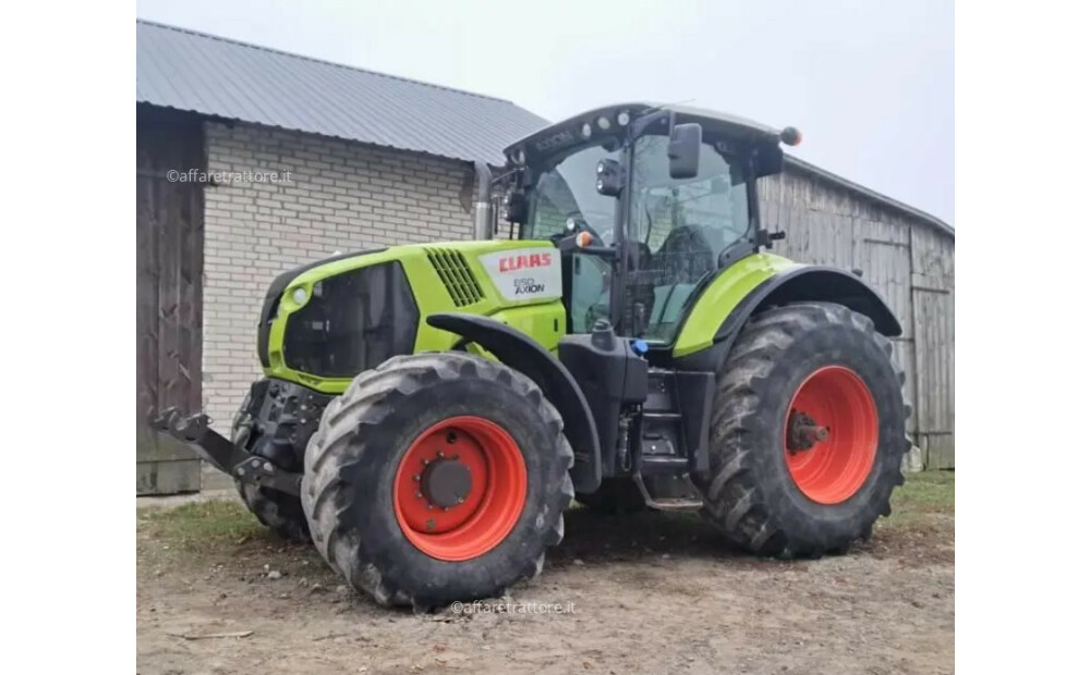 Claas AXION 850 Usado - 2