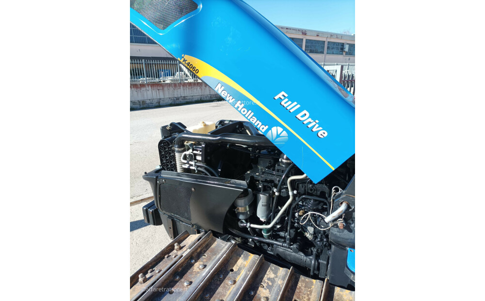 trattore cingolato New Holland TK4060 Usato - 6