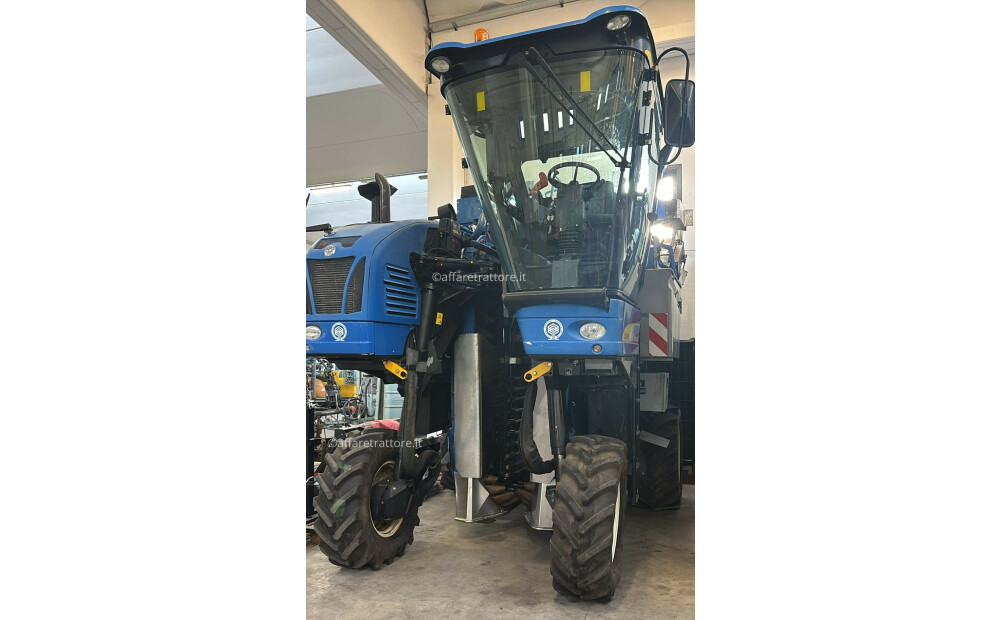 Vendimiadora New Holland Braud 6070VL - 2