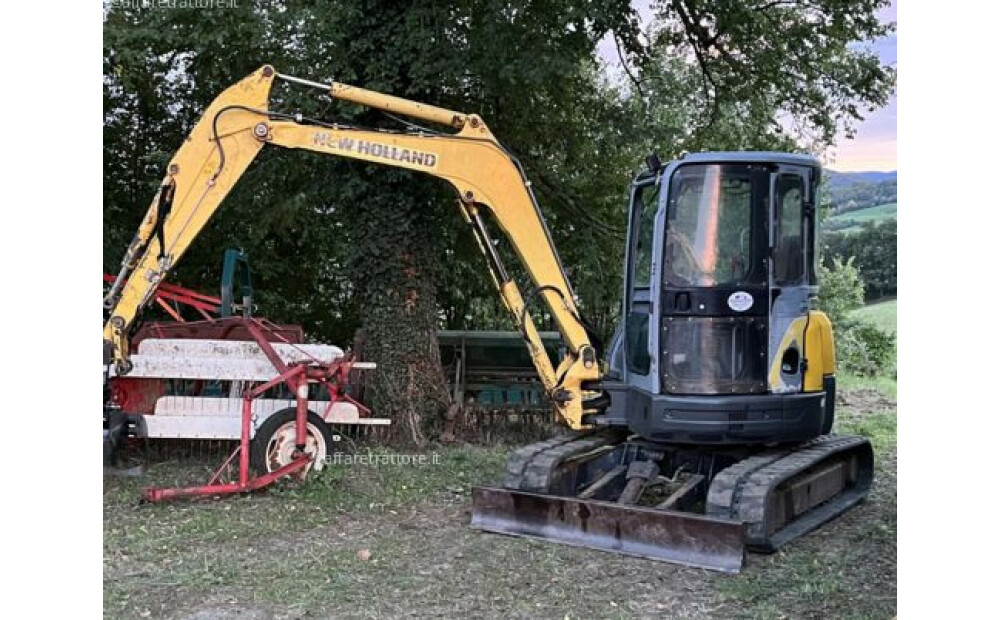 New Holland E 50.2 SR Usado - 6