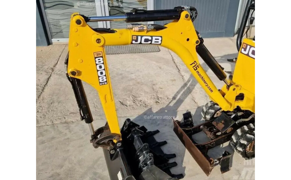 JCB 8008 CTS Usado - 2