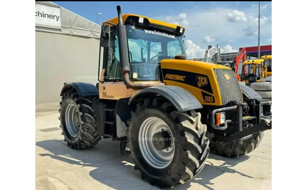 JCB Fastrac 3185 Usado - 13